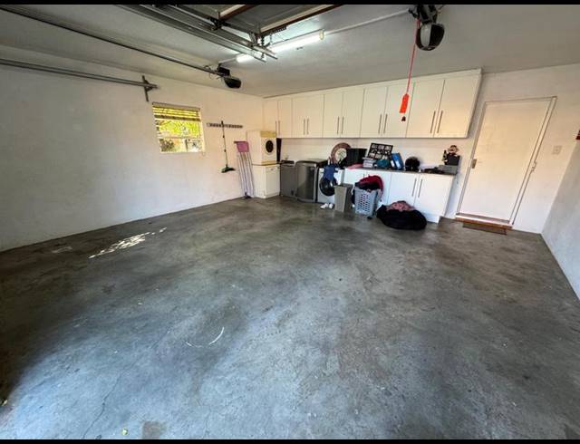 4 BEDROOM CLUSTER FOR SALE IN GLEN MARAIS